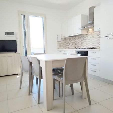 App Girasole 1A 300 Metri Dal Mare In Salento Lejlighed Torre San Giovanni Ugento Eksteriør billede