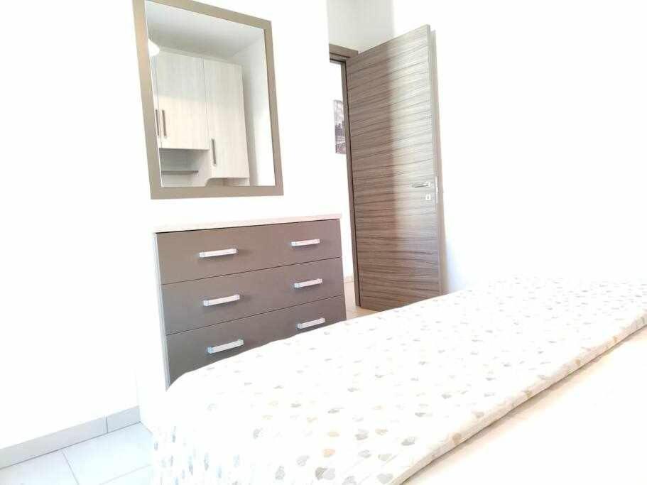 App Girasole 1A 300 Metri Dal Mare In Salento Lejlighed Torre San Giovanni Ugento Eksteriør billede