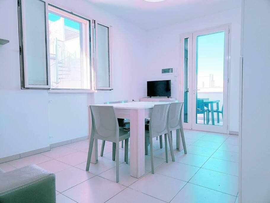 App Girasole 1A 300 Metri Dal Mare In Salento Lejlighed Torre San Giovanni Ugento Eksteriør billede