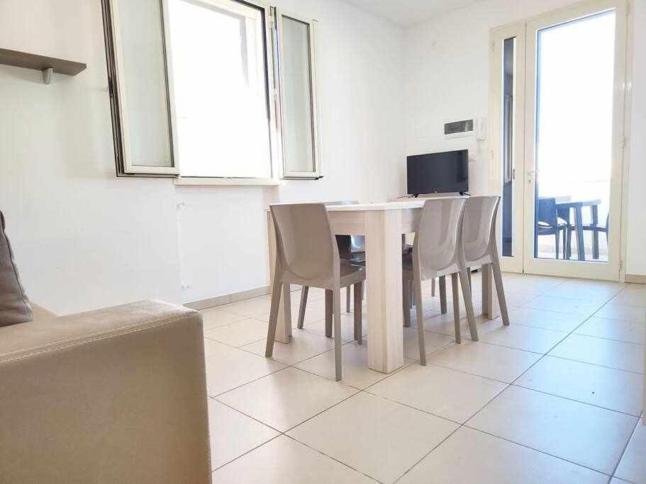 App Girasole 1A 300 Metri Dal Mare In Salento Lejlighed Torre San Giovanni Ugento Eksteriør billede